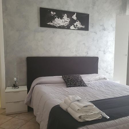 B&B Dimora Del Centro Скалеа Екстериор снимка