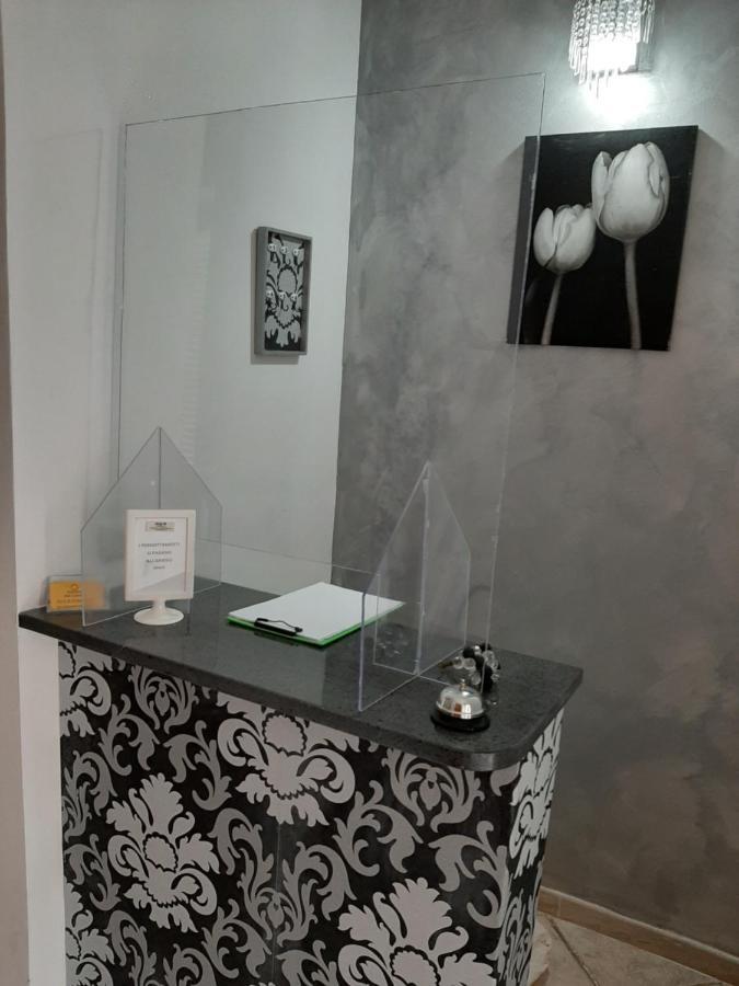 B&B Dimora Del Centro Скалеа Екстериор снимка