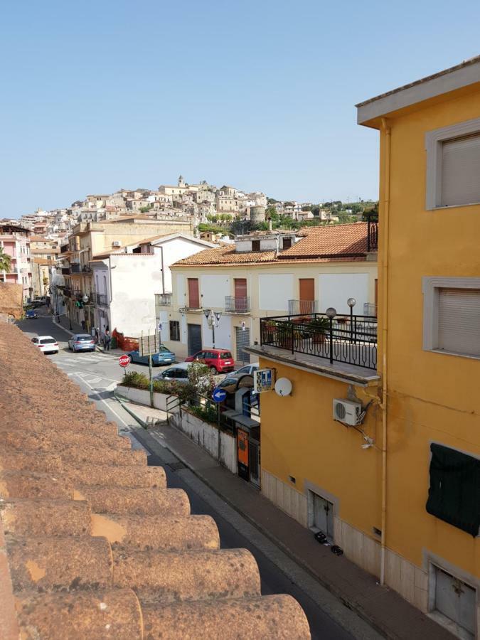 B&B Dimora Del Centro Скалеа Екстериор снимка