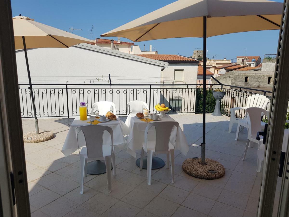 B&B Dimora Del Centro Скалеа Екстериор снимка